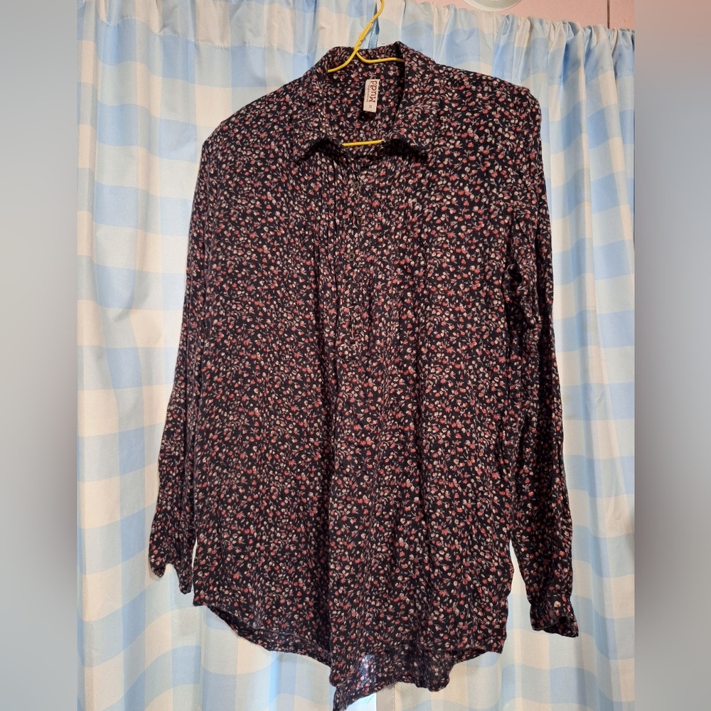 Mudd Pink and Black Blouse with Flowing Fabric